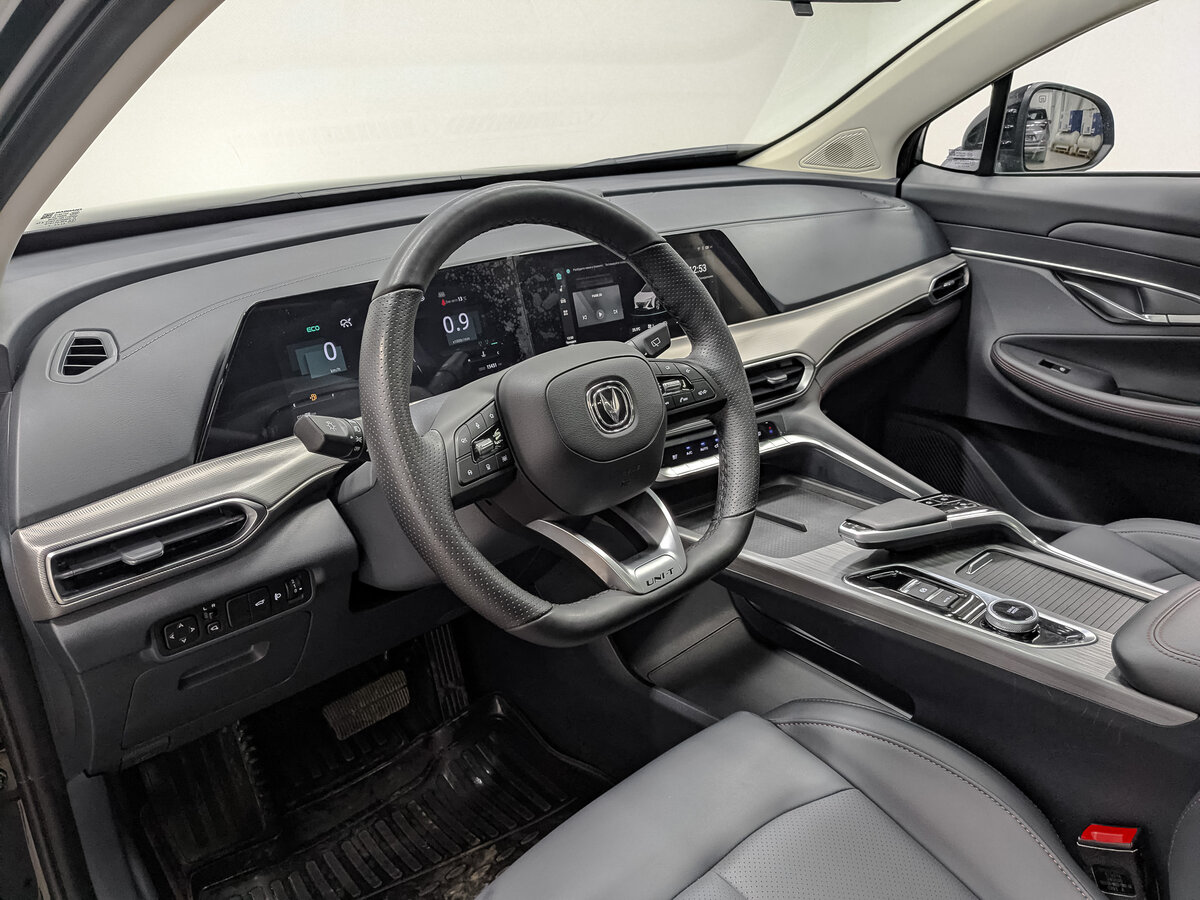 Changan UNI-T 2024 года с пробегом. Фото: #14