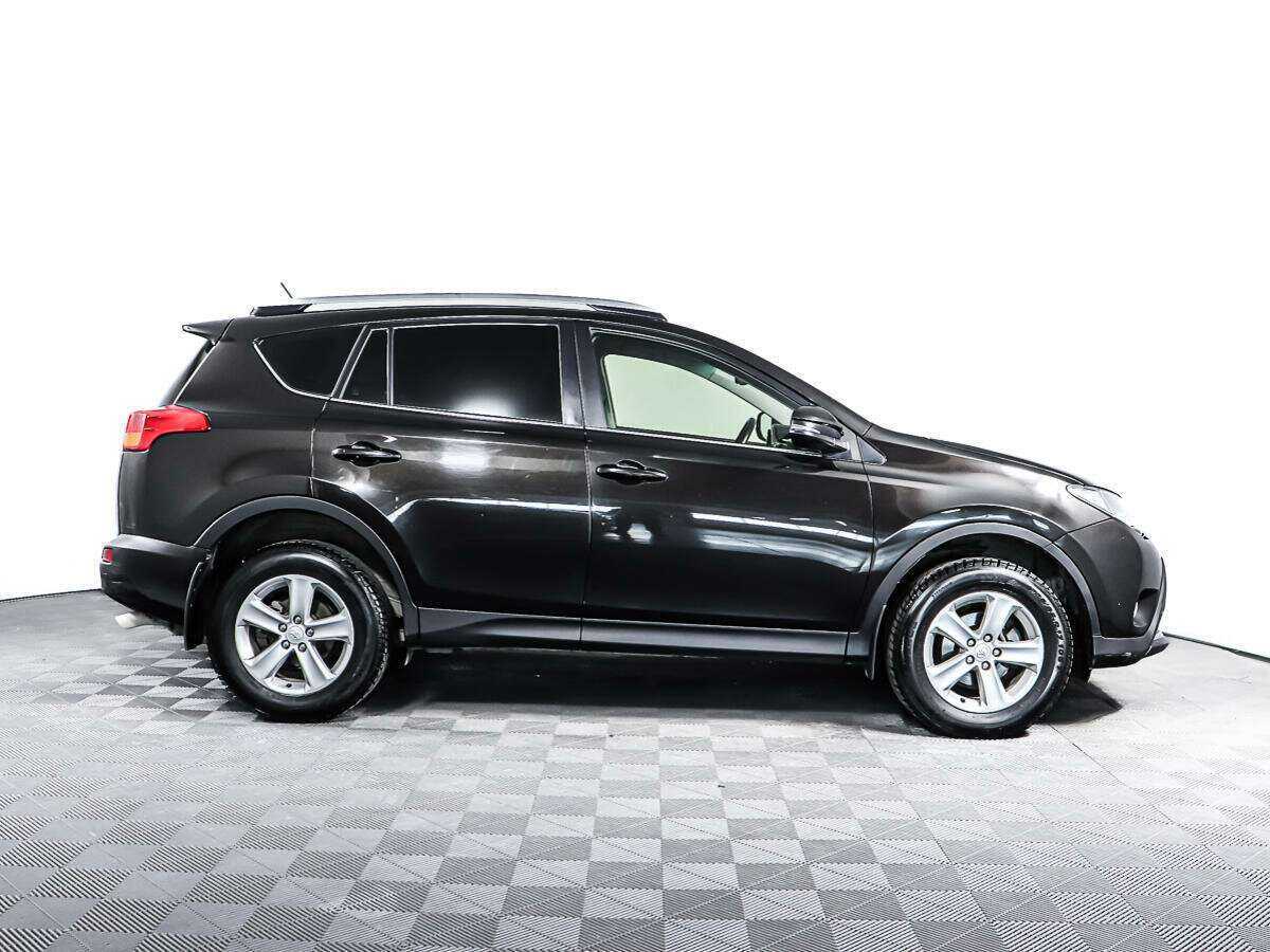 Toyota RAV4 2014 года с пробегом. Фото: #3