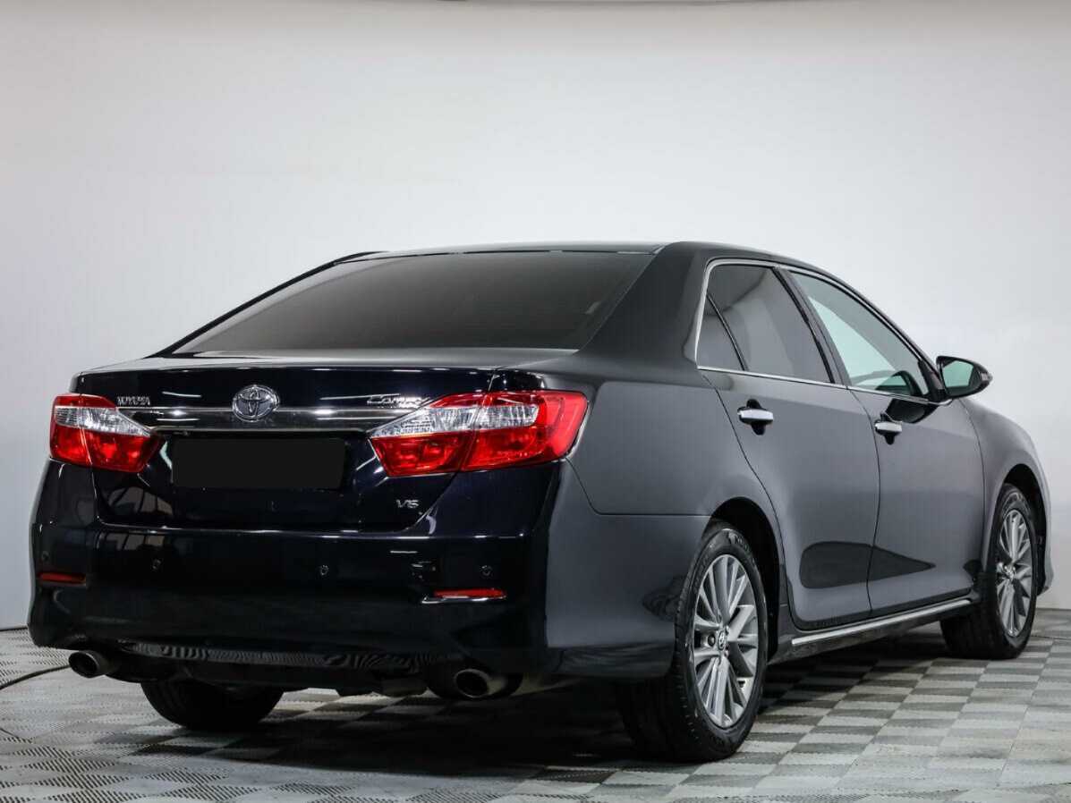 Toyota Camry 2013 года с пробегом. Фото: #3