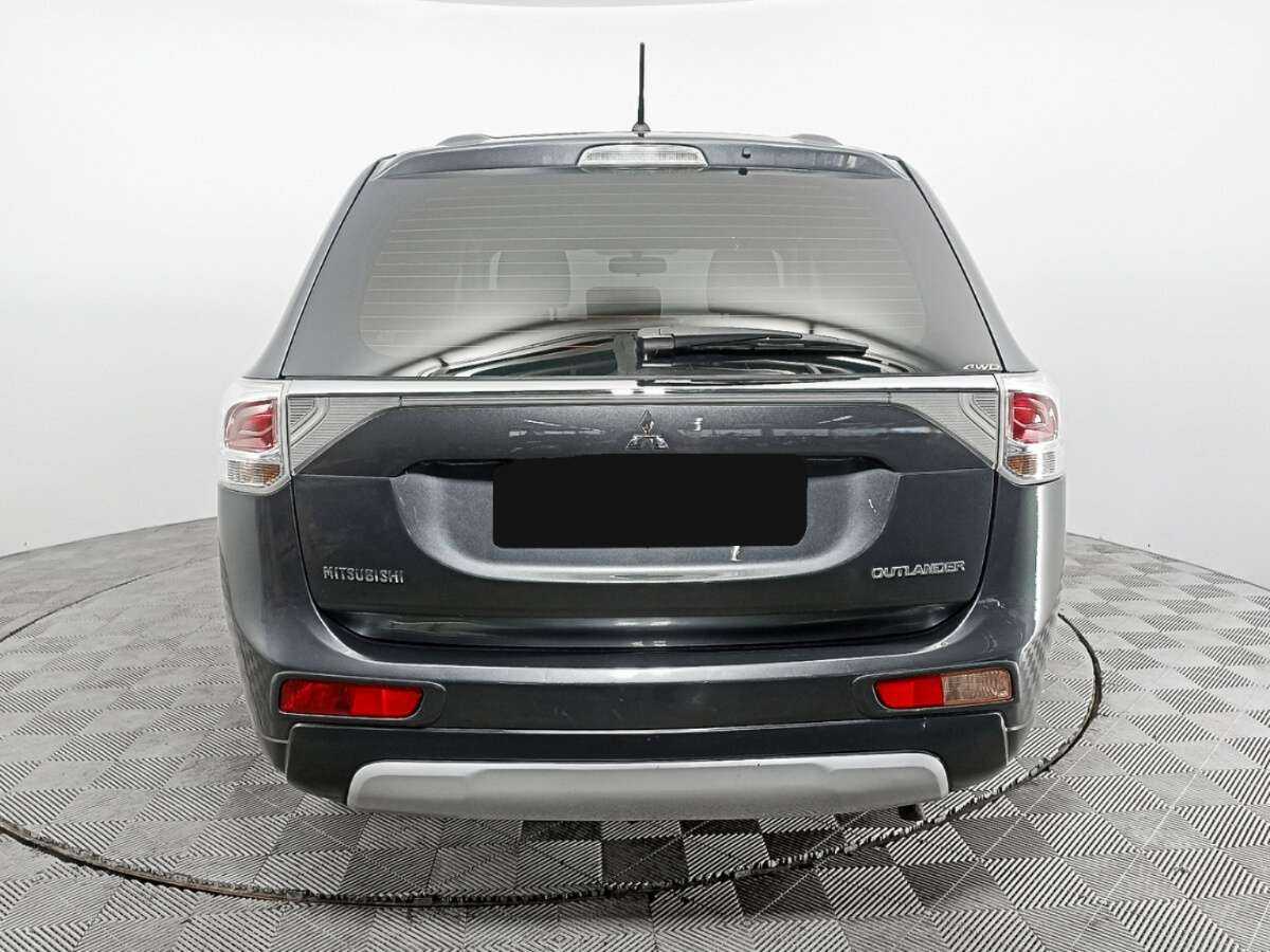 Mitsubishi Outlander 2014 года с пробегом. Фото: #5