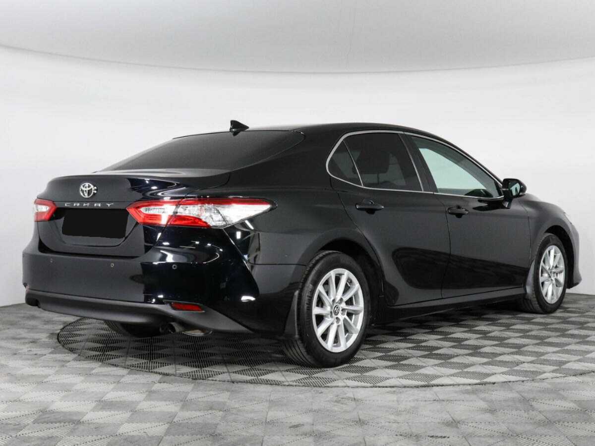 Toyota Camry 2021 года с пробегом. Фото: #4