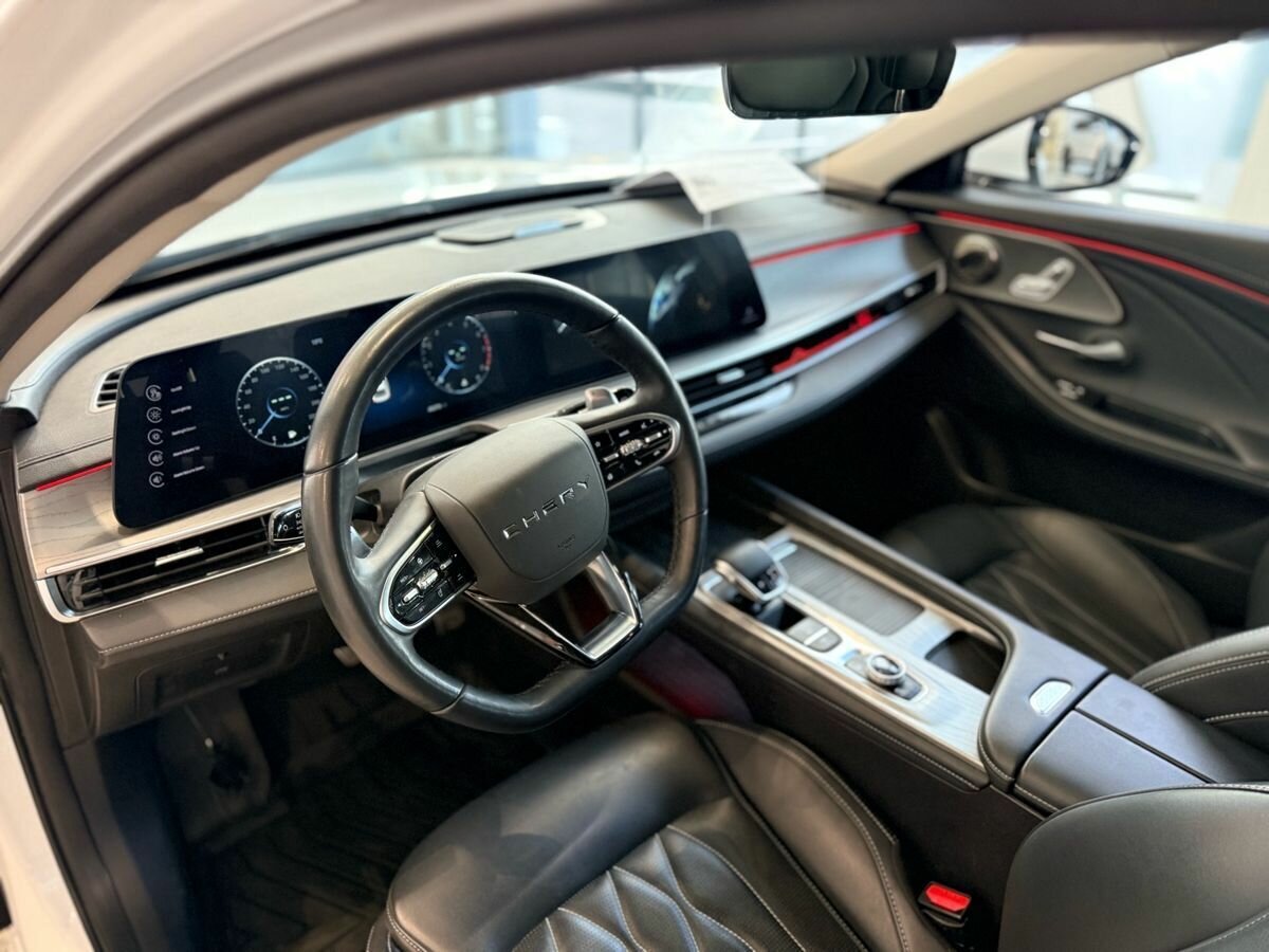 Chery Arrizo 8 2023 года с пробегом. Фото: #18