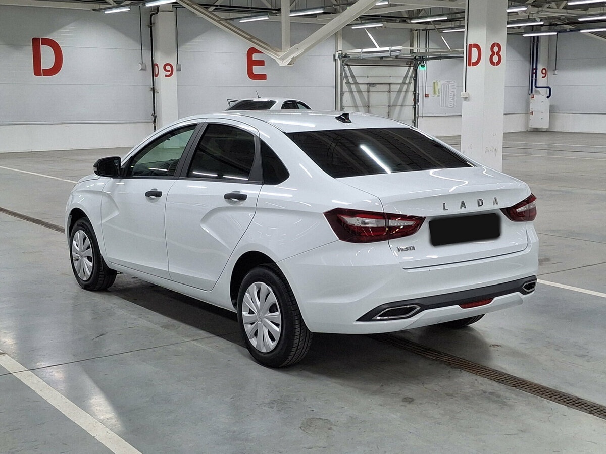 Lada (ВАЗ) Vesta 2023 года с пробегом. Фото: #6