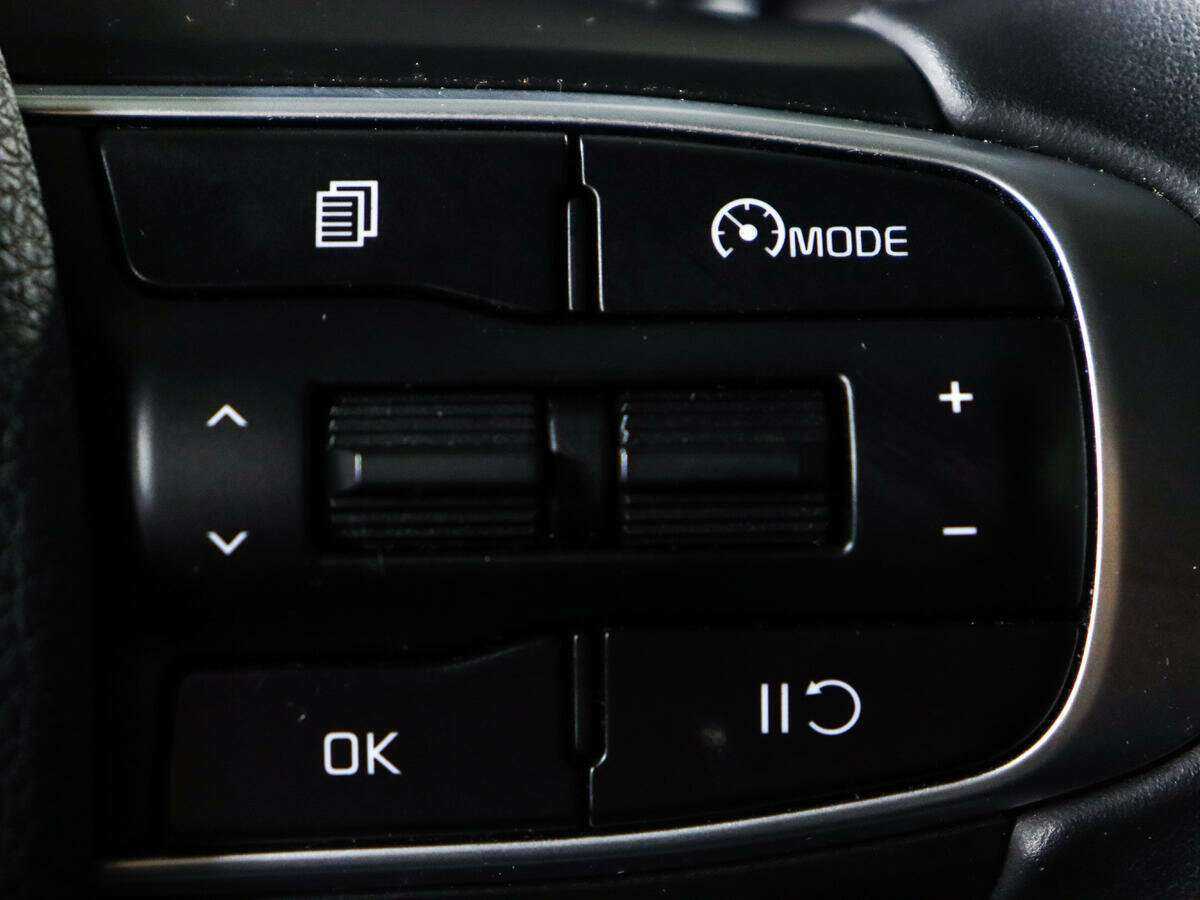 Kia K5 2021 года с пробегом. Фото: #16