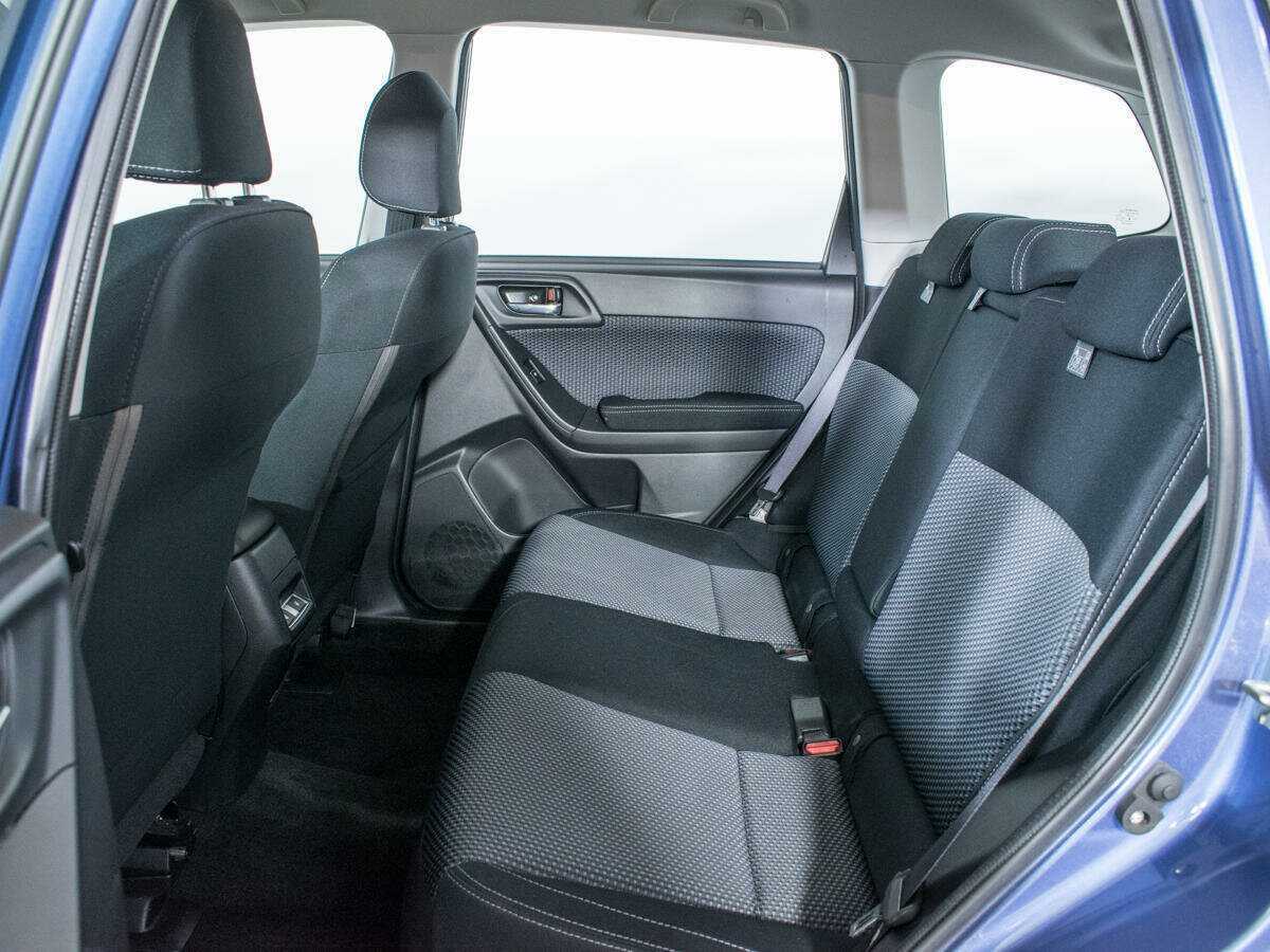 Subaru Forester 2018 года с пробегом. Фото: #9