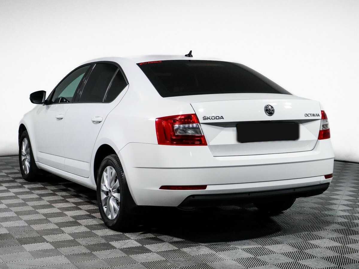 Skoda Octavia 2019 года с пробегом. Фото: #6