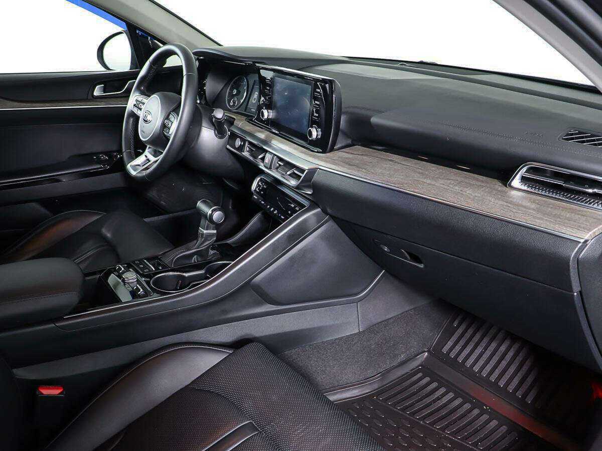 Kia K5 2021 года с пробегом. Фото: #8