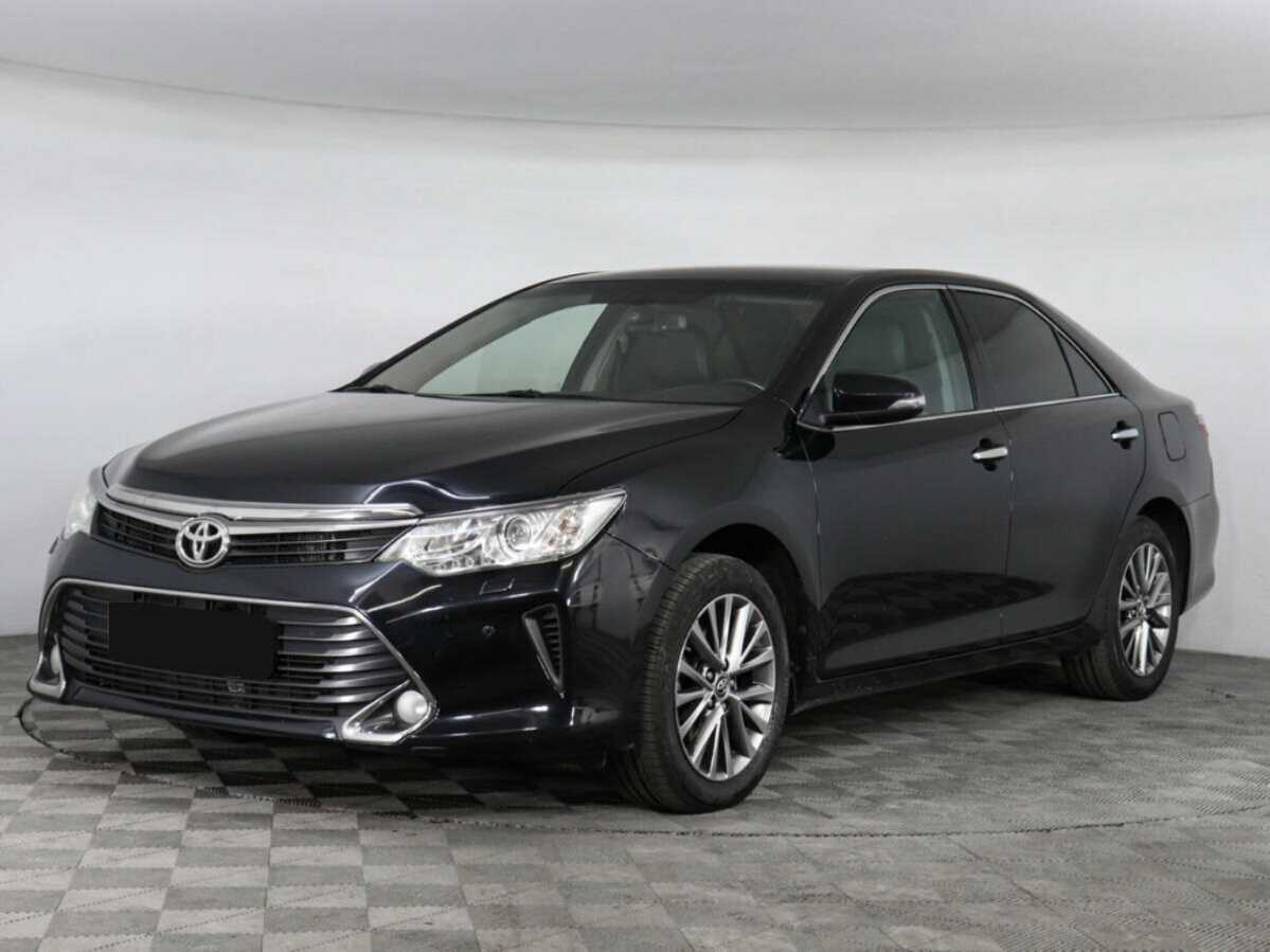 Toyota Camry 2017 года с пробегом. Посмотреть фото