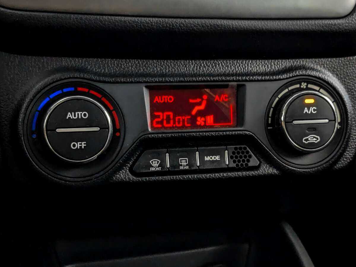 Kia Rio 2014 года с пробегом. Фото: #20