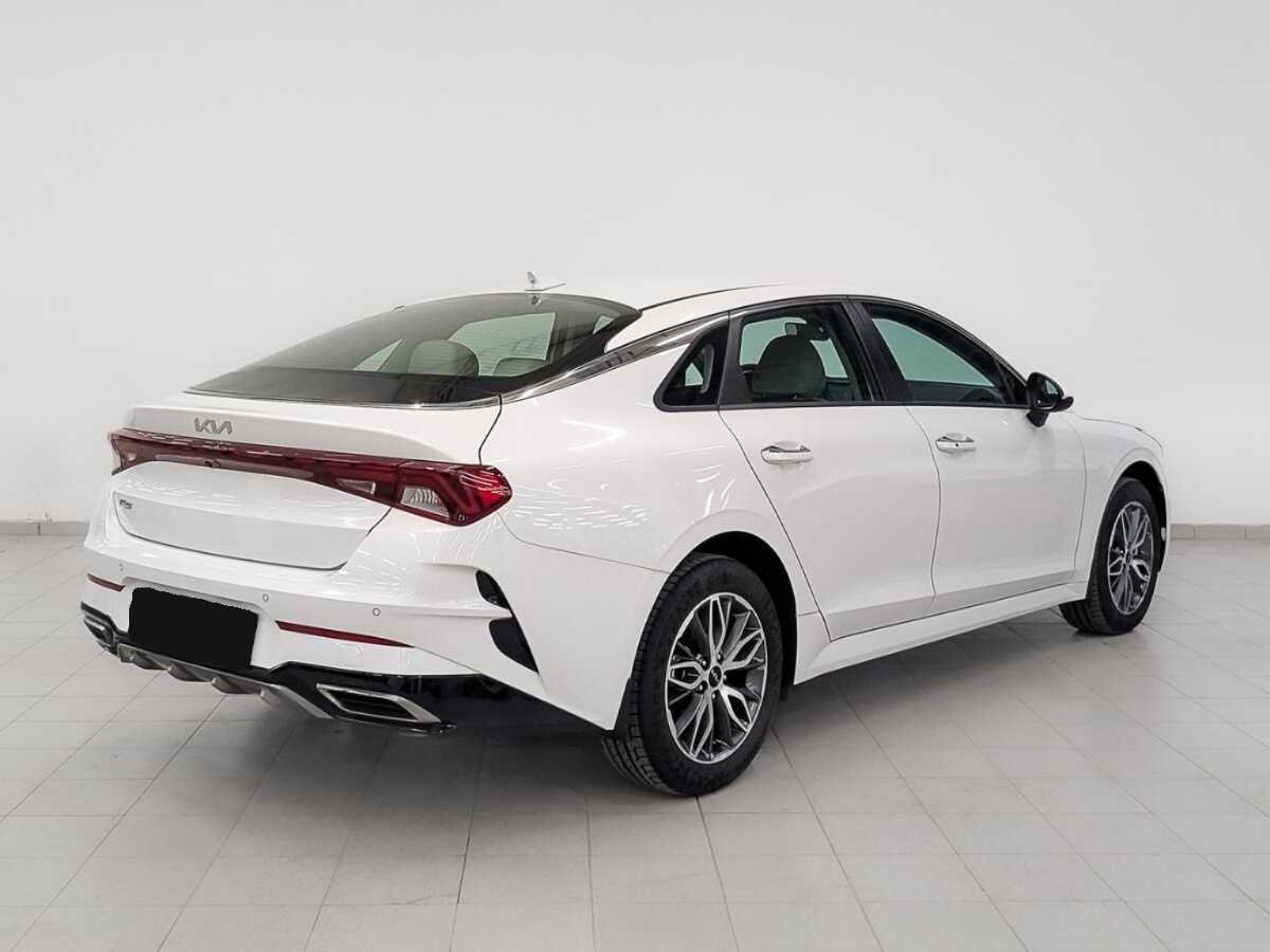 Kia K5 2022 года с пробегом. Фото: #4