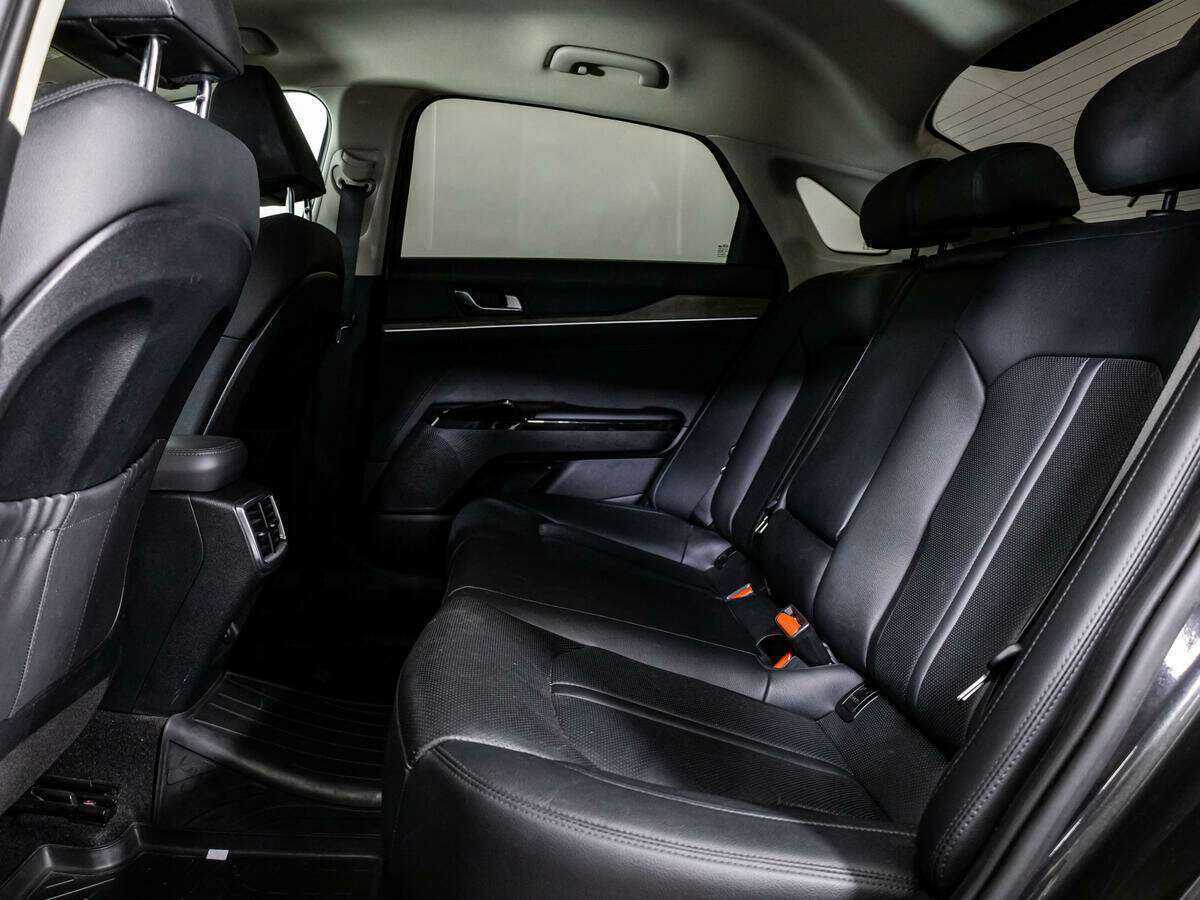 Kia K5 2021 года с пробегом. Фото: #8