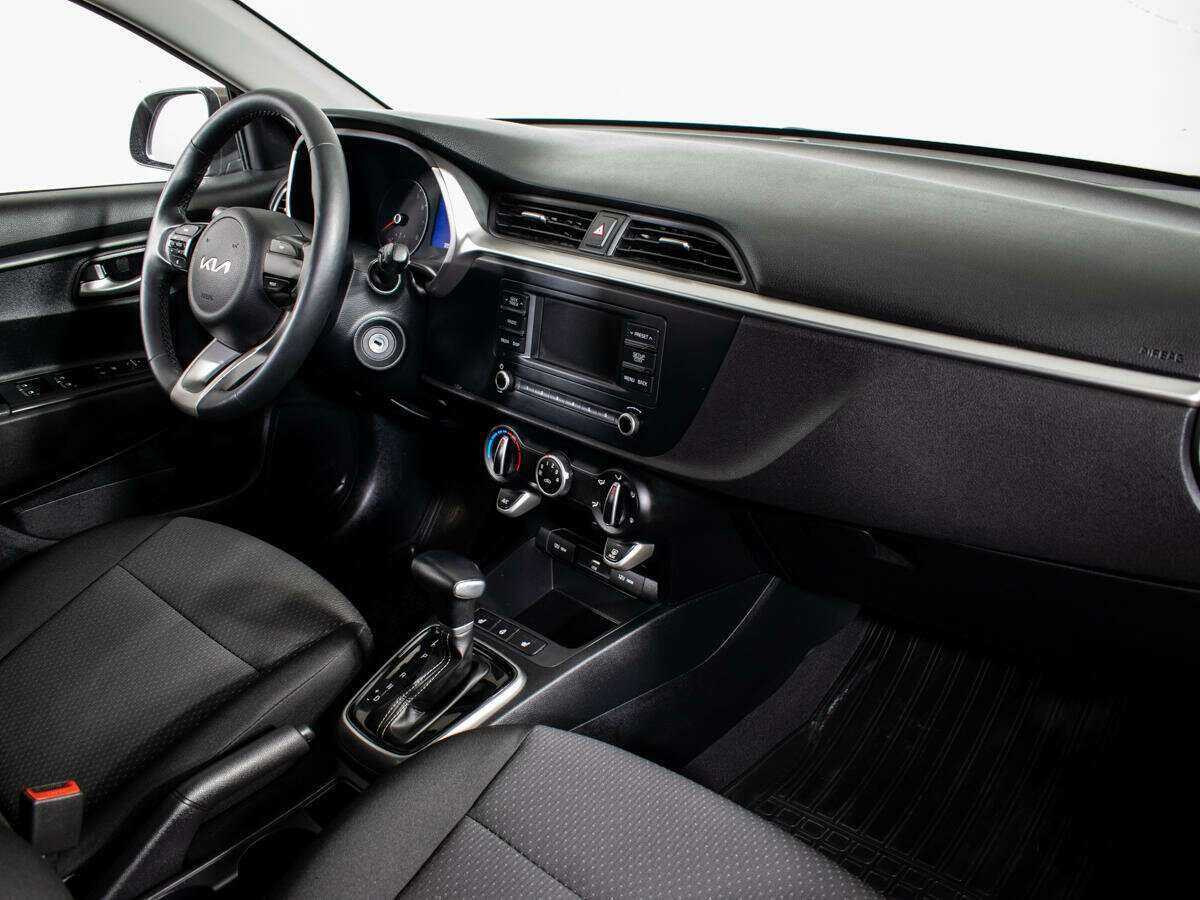 Kia Rio 2021 года с пробегом. Фото: #6
