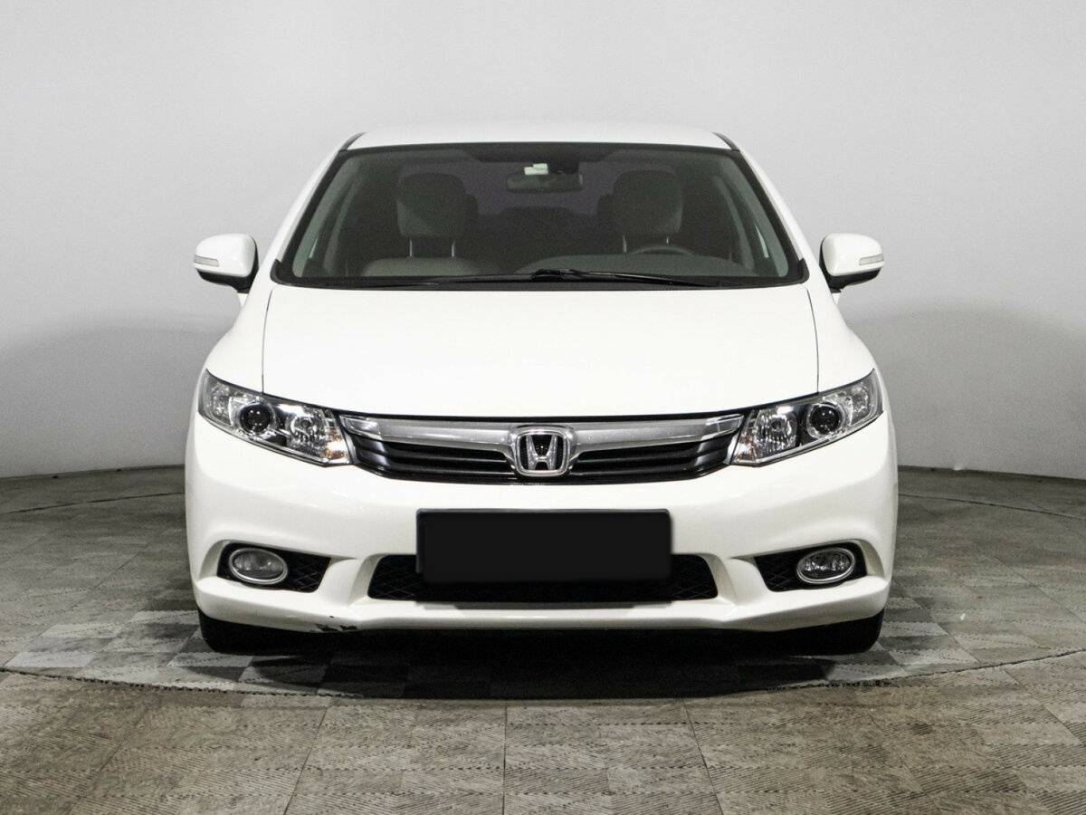 Honda Civic 2012 года с пробегом. Фото: #1
