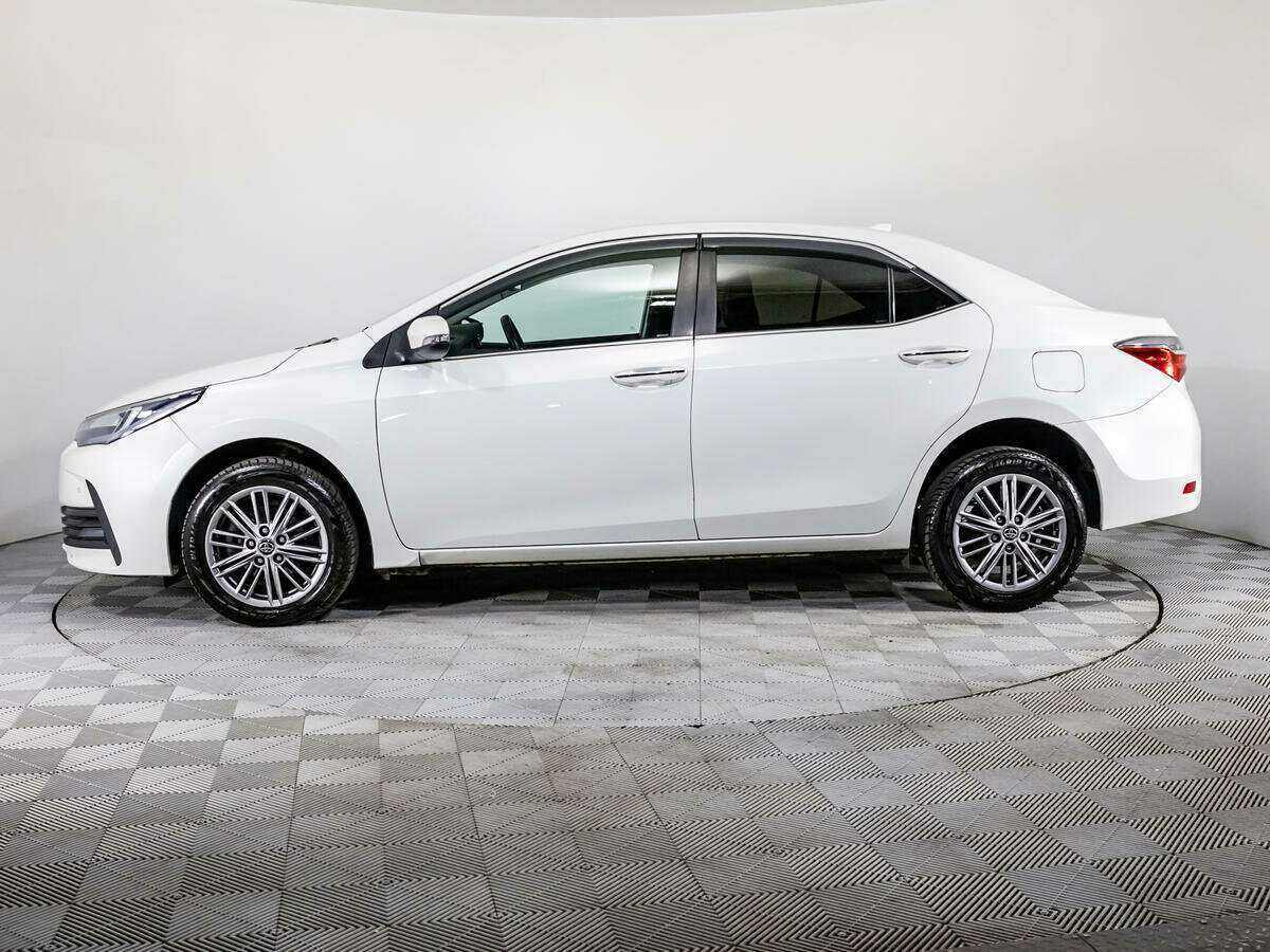 Toyota Corolla 2018 года с пробегом. Фото: #7