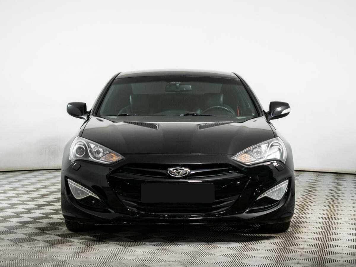 Hyundai Genesis Coupe 2012 года с пробегом. Фото: #1