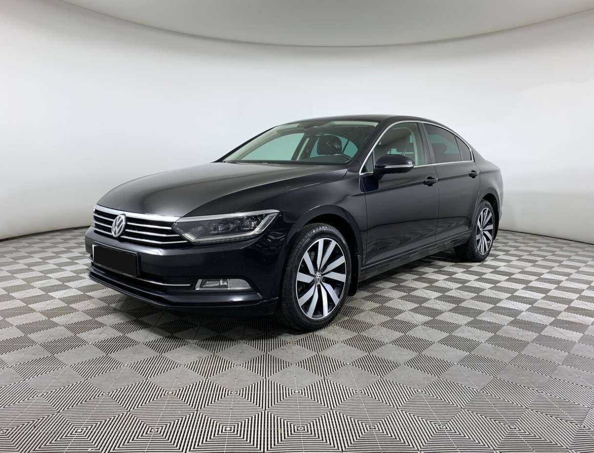 Volkswagen Passat 2019 года с пробегом. Посмотреть фото