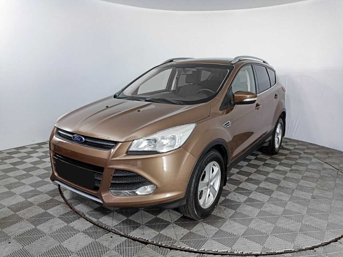 Ford Kuga 2013 года с пробегом. Посмотреть фото