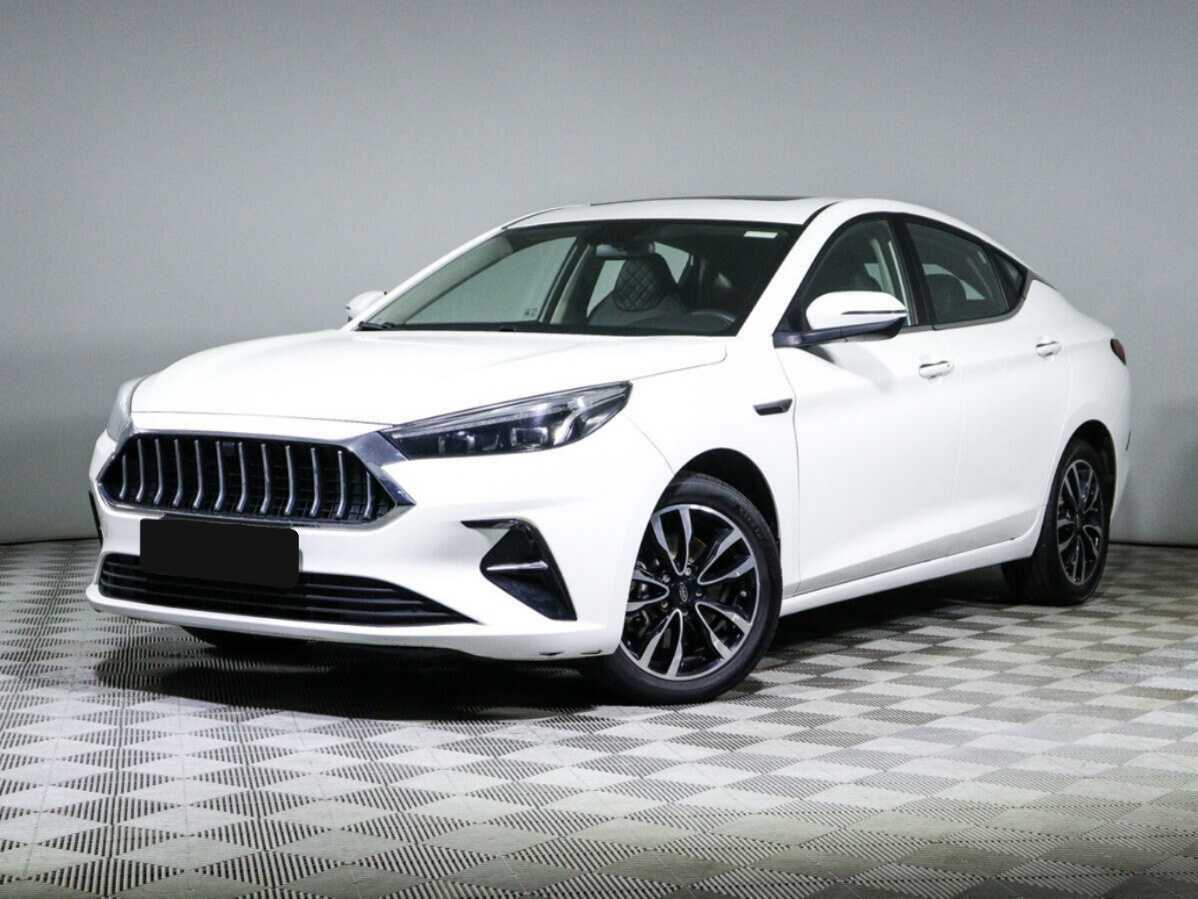 JAC J7 2023 года с пробегом. Посмотреть фото