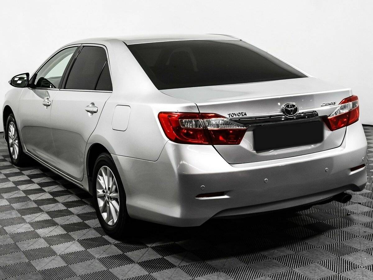 Toyota Camry 2012 года с пробегом. Фото: #6