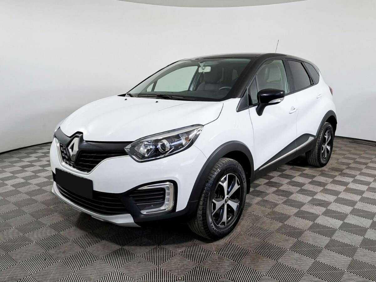 Renault Kaptur 2018 года с пробегом. Посмотреть фото