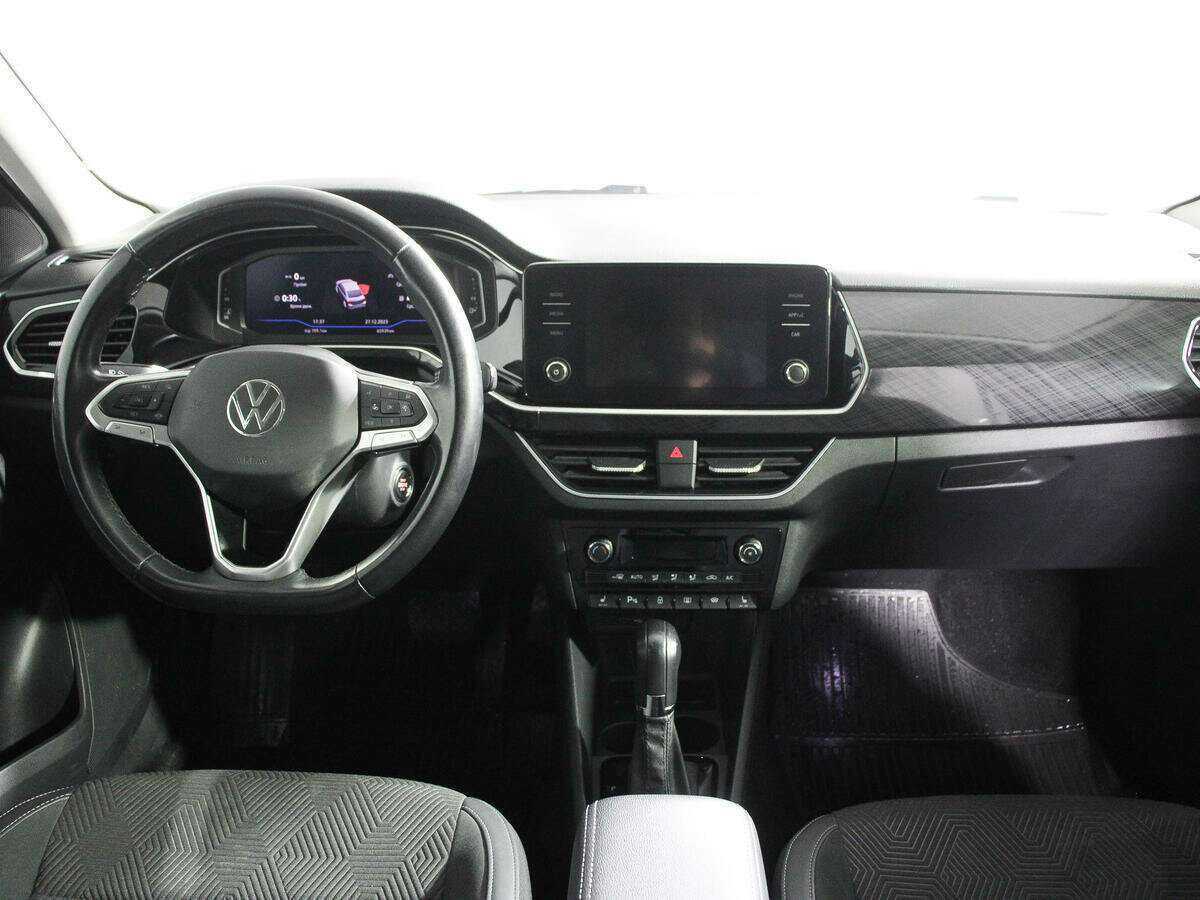 Volkswagen Polo 2021 года с пробегом. Фото: #9