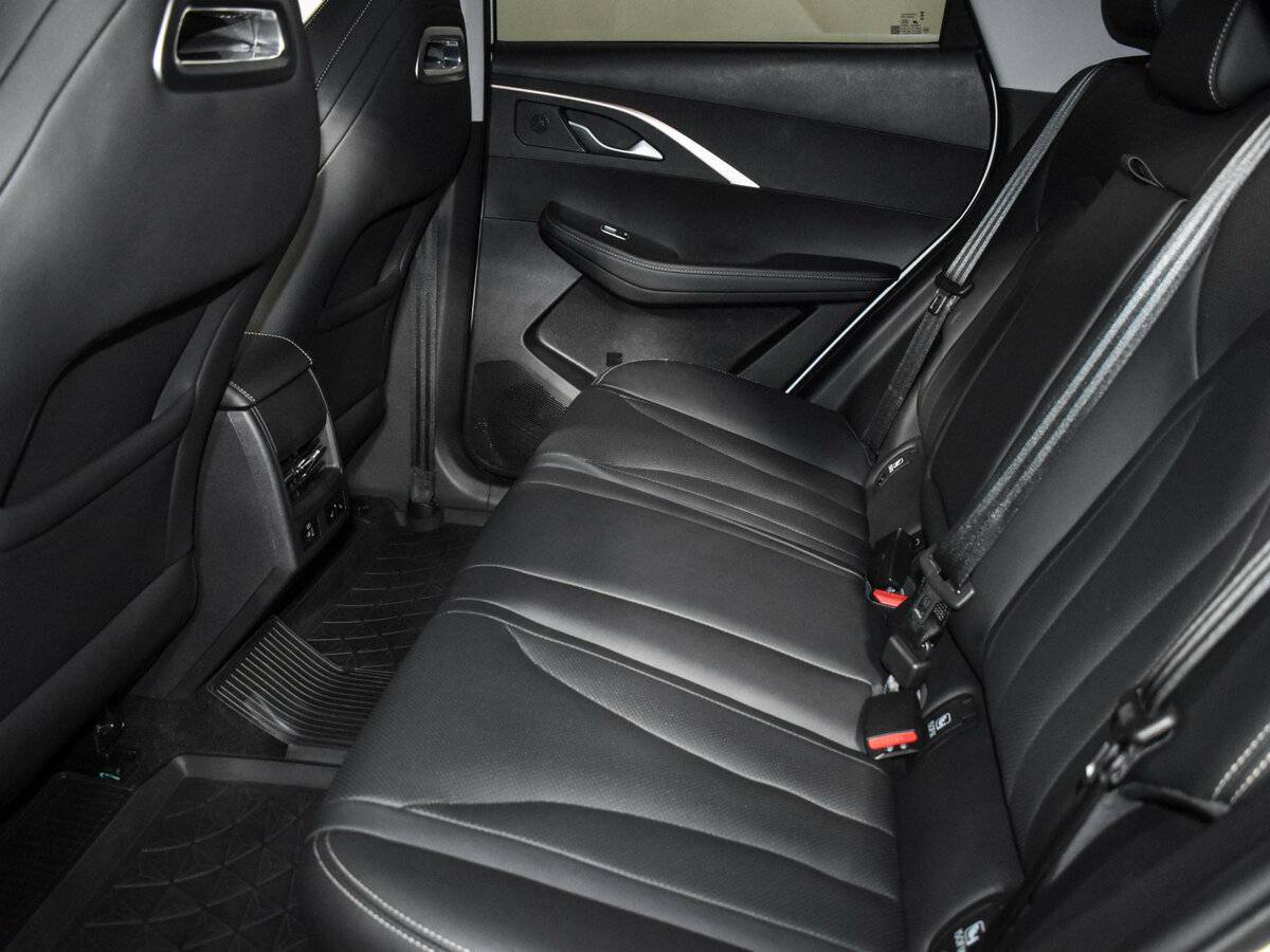 OMODA C5 2023 года с пробегом. Фото: #11