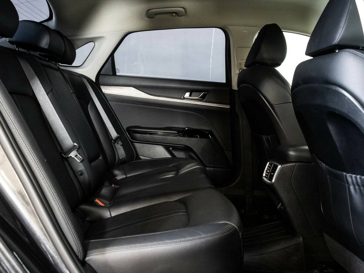 Kia K5 2020 года с пробегом. Фото: #20