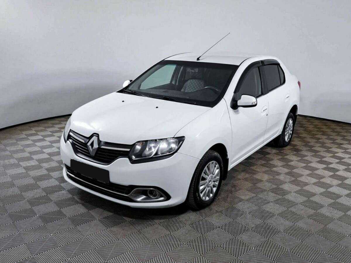 Renault Logan 2016 года с пробегом. Посмотреть фото