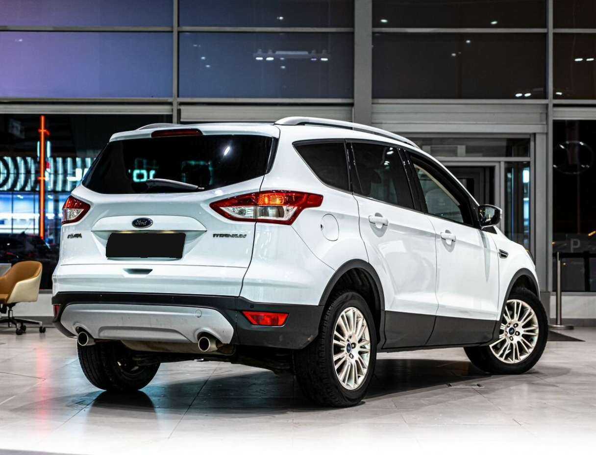 Ford Kuga 2016 года с пробегом. Фото: #2