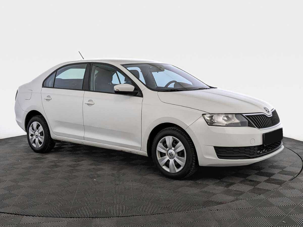 Skoda Rapid 2018 года с пробегом. Фото: #2