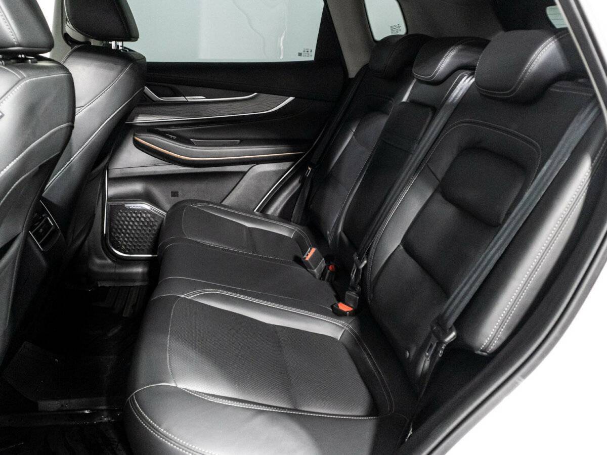 EXEED LX 2022 года с пробегом. Фото: #9