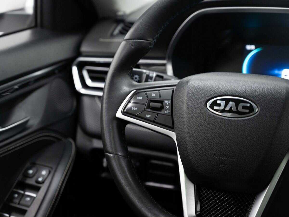 JAC J7 2021 года с пробегом. Фото: #14