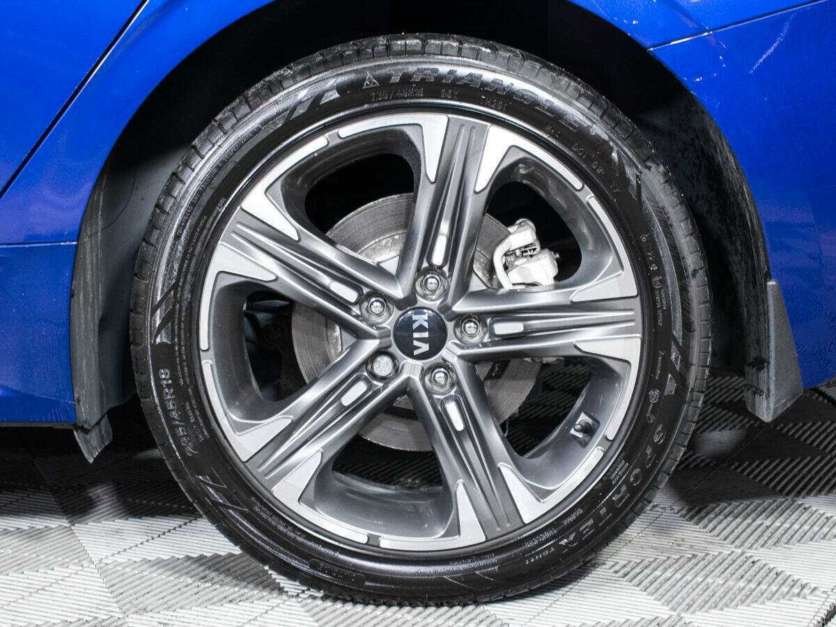 Kia K5 2021 года с пробегом. Фото: #18