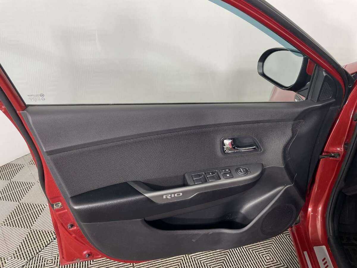 Kia Rio 2013 года с пробегом. Фото: #7