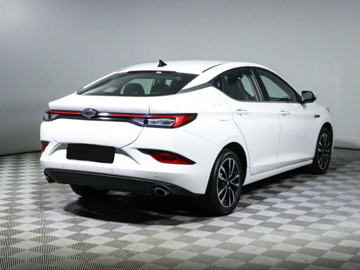 JAC J7 2023 года с пробегом. Фото: #3