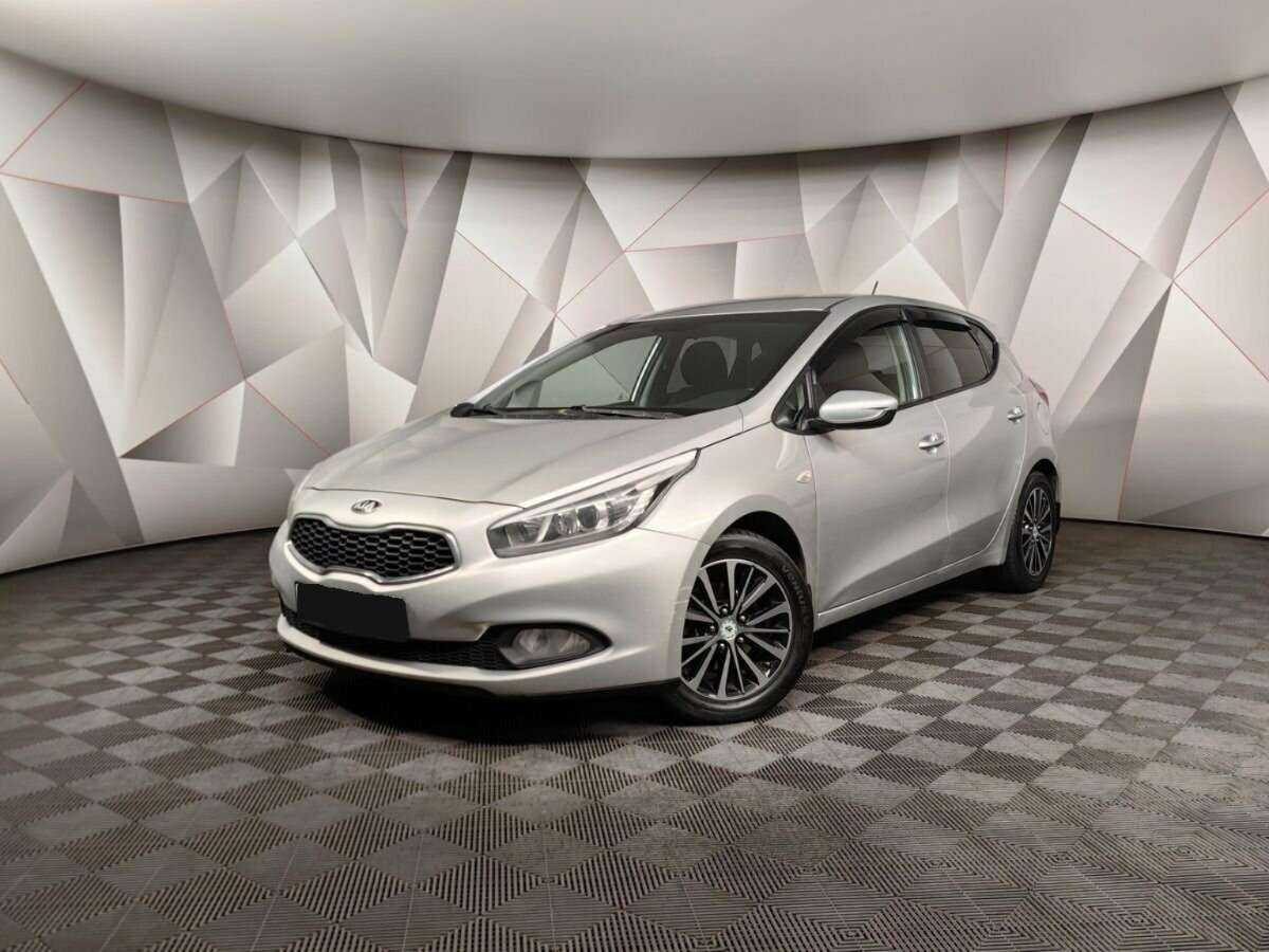 Kia Ceed 2013 года с пробегом. Фото: #0