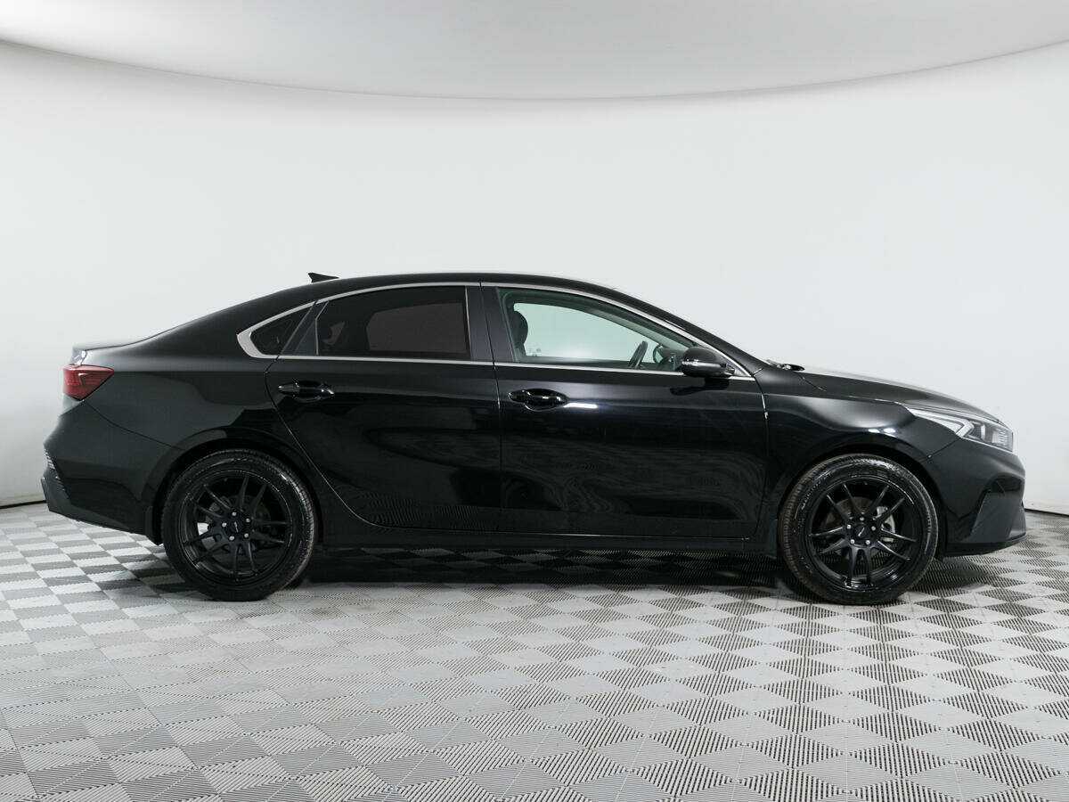 Kia Cerato 2022 года с пробегом. Фото: #3
