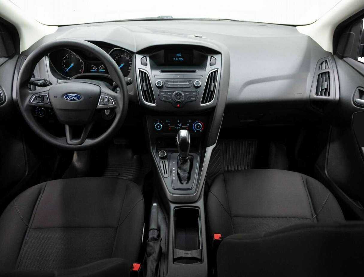 Ford Focus 2019 года с пробегом. Фото: #12