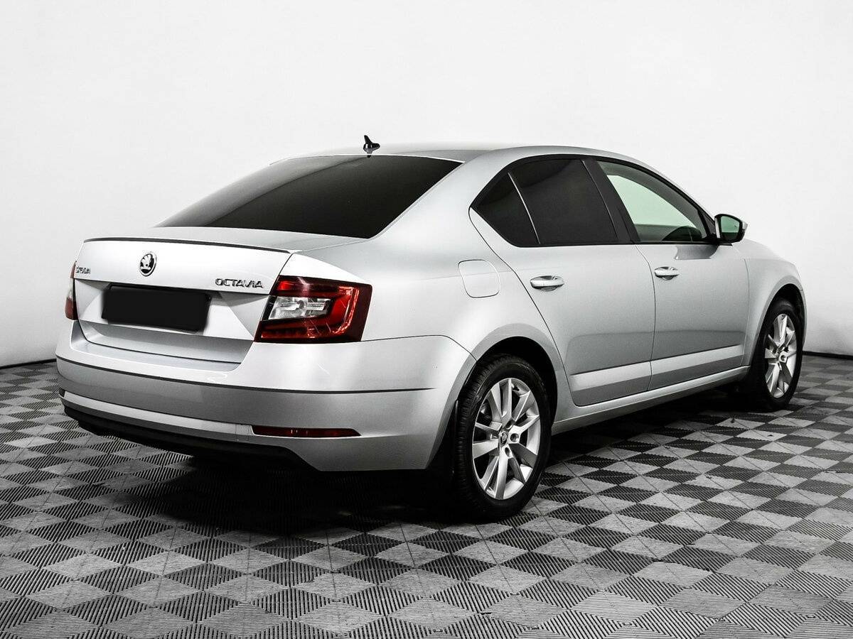 Skoda Octavia 2018 года с пробегом. Фото: #4