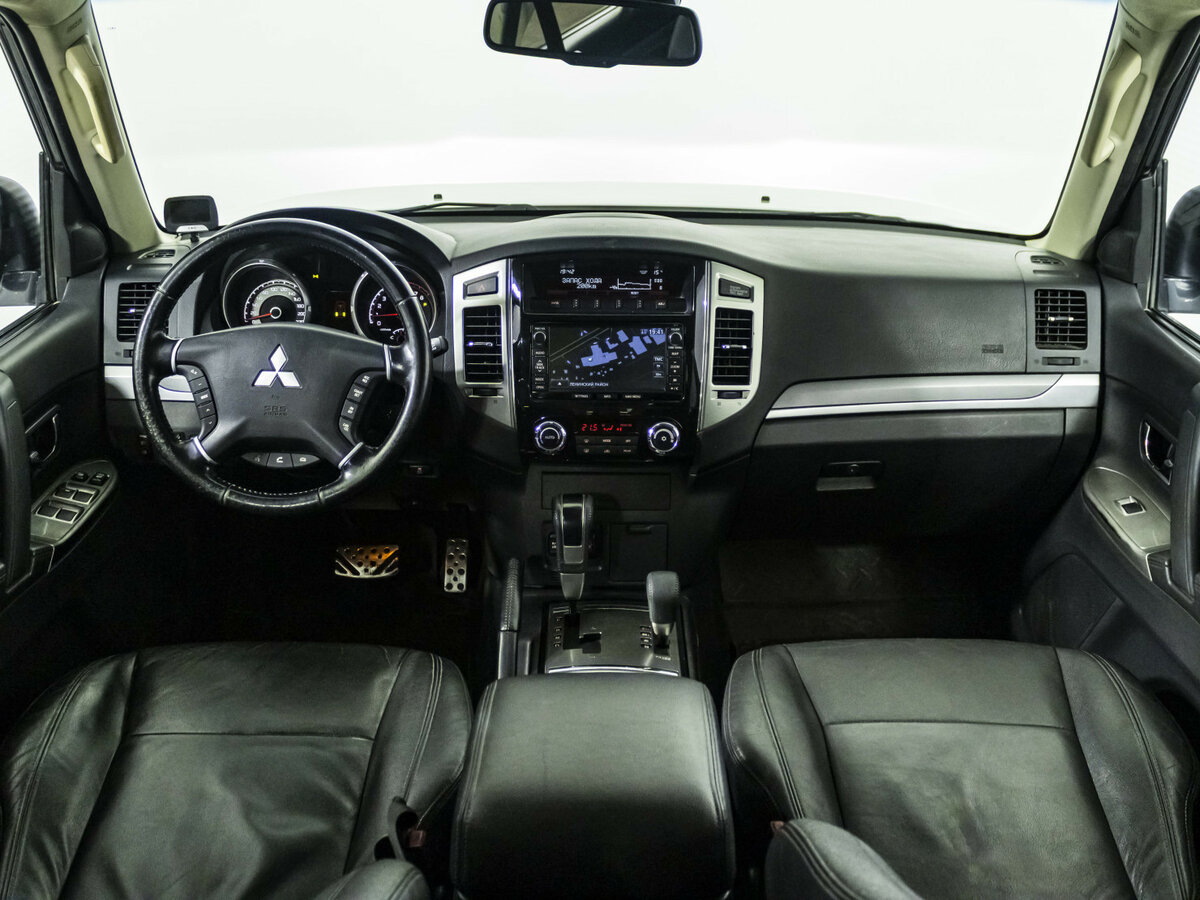 Mitsubishi Pajero 2014 года с пробегом. Фото: #9