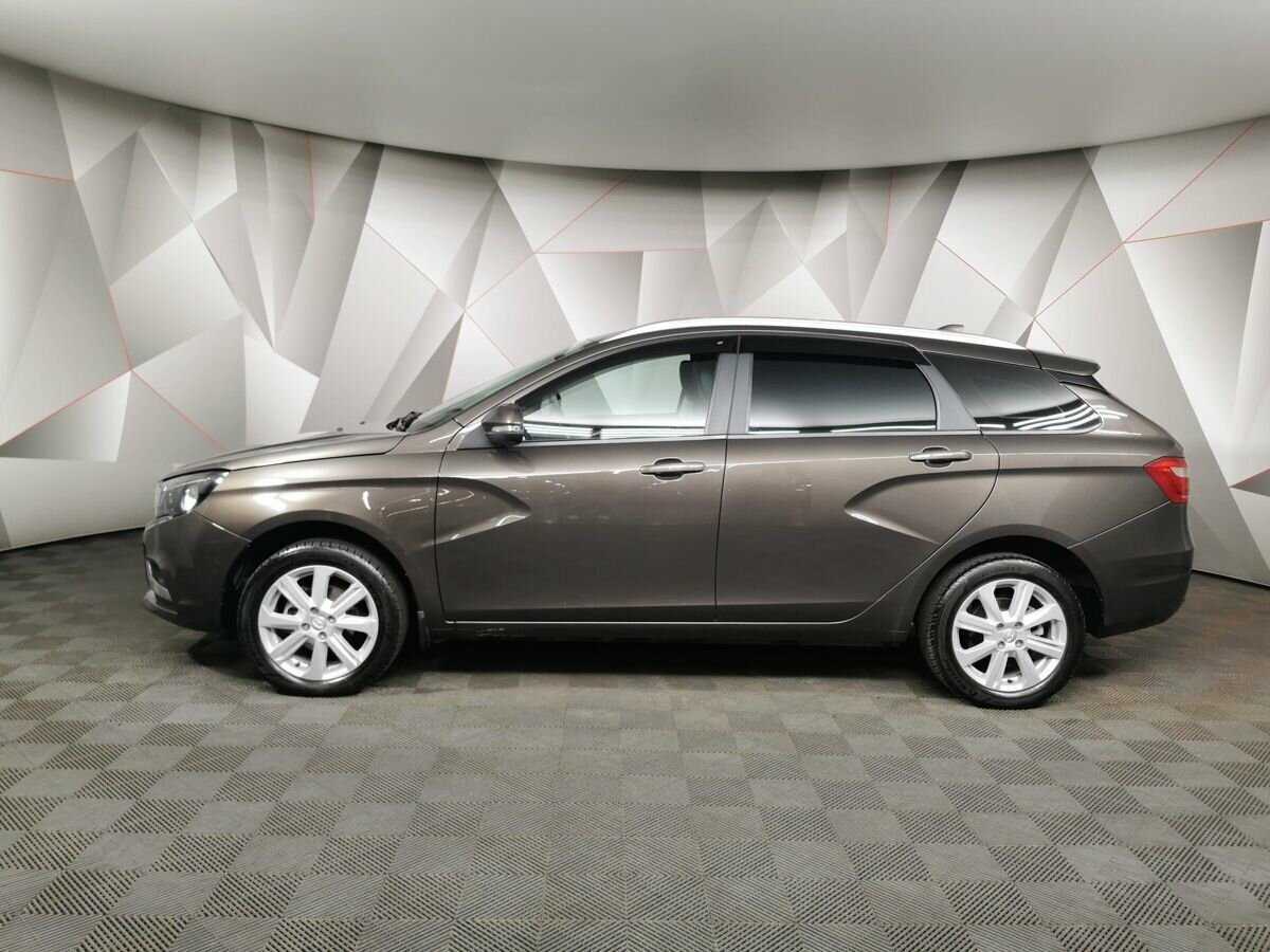 Lada (ВАЗ) Vesta 2022 года с пробегом. Фото: #4