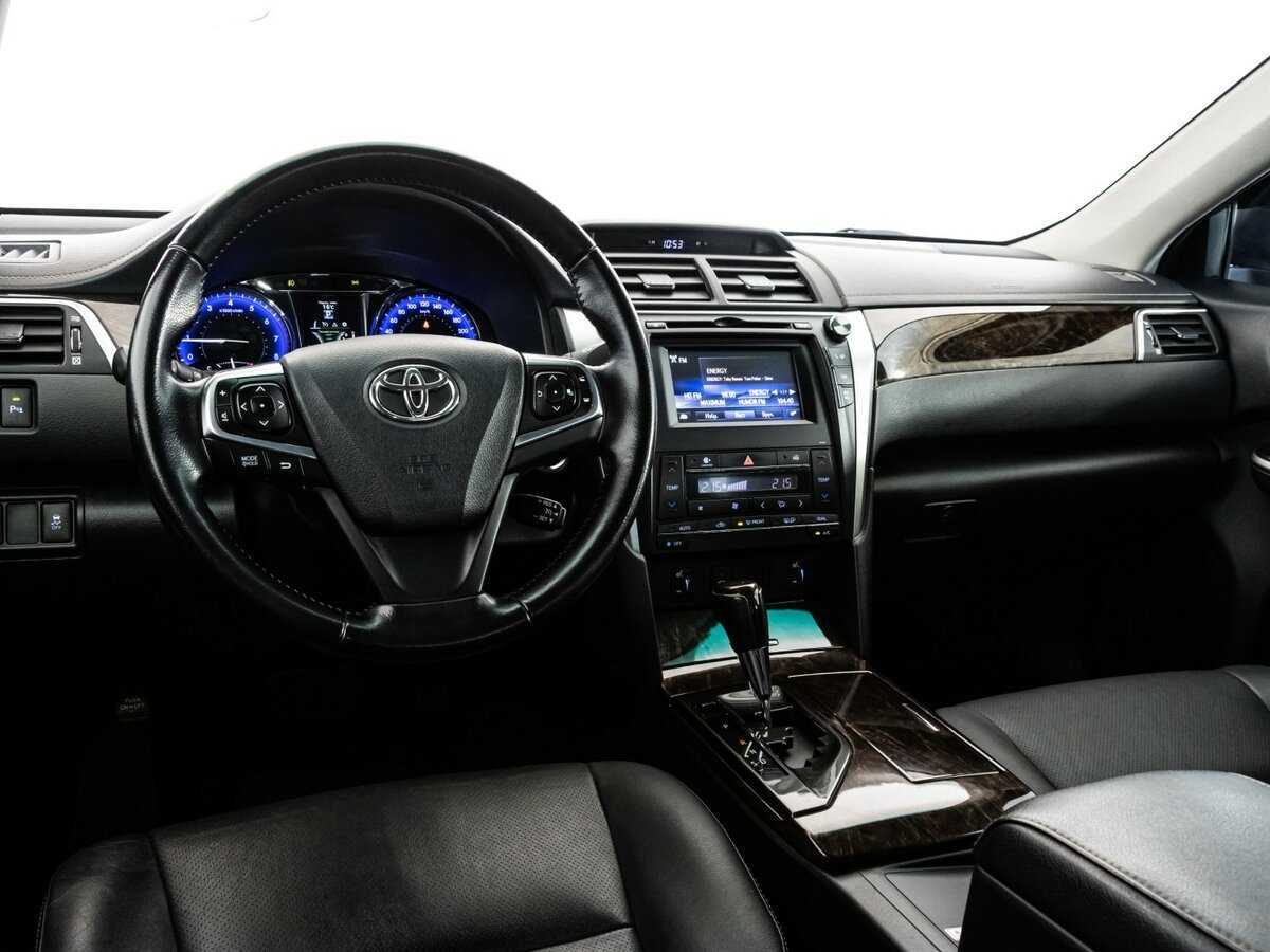 Toyota Camry 2015 года с пробегом. Фото: #8