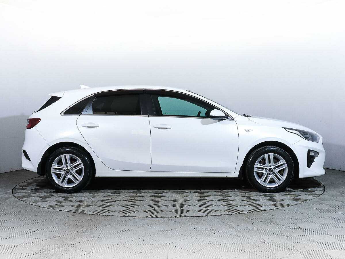 Kia Ceed 2019 года с пробегом. Фото: #2