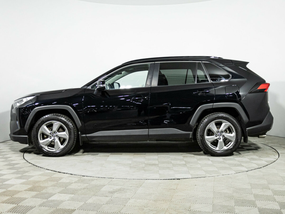Toyota RAV4 2021 года с пробегом. Фото: #7