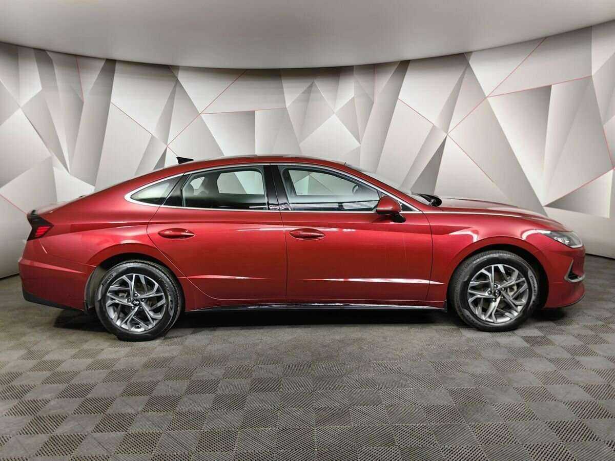 Hyundai Sonata 2022 года с пробегом. Фото: #3