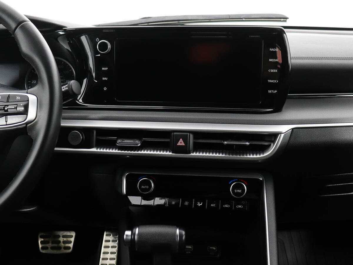 Kia K5 2022 года с пробегом. Фото: #13