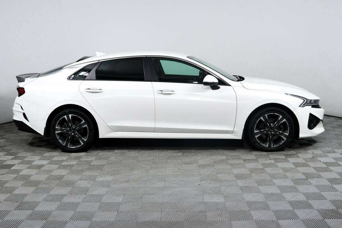 Kia K5 2020 года с пробегом. Фото: #2