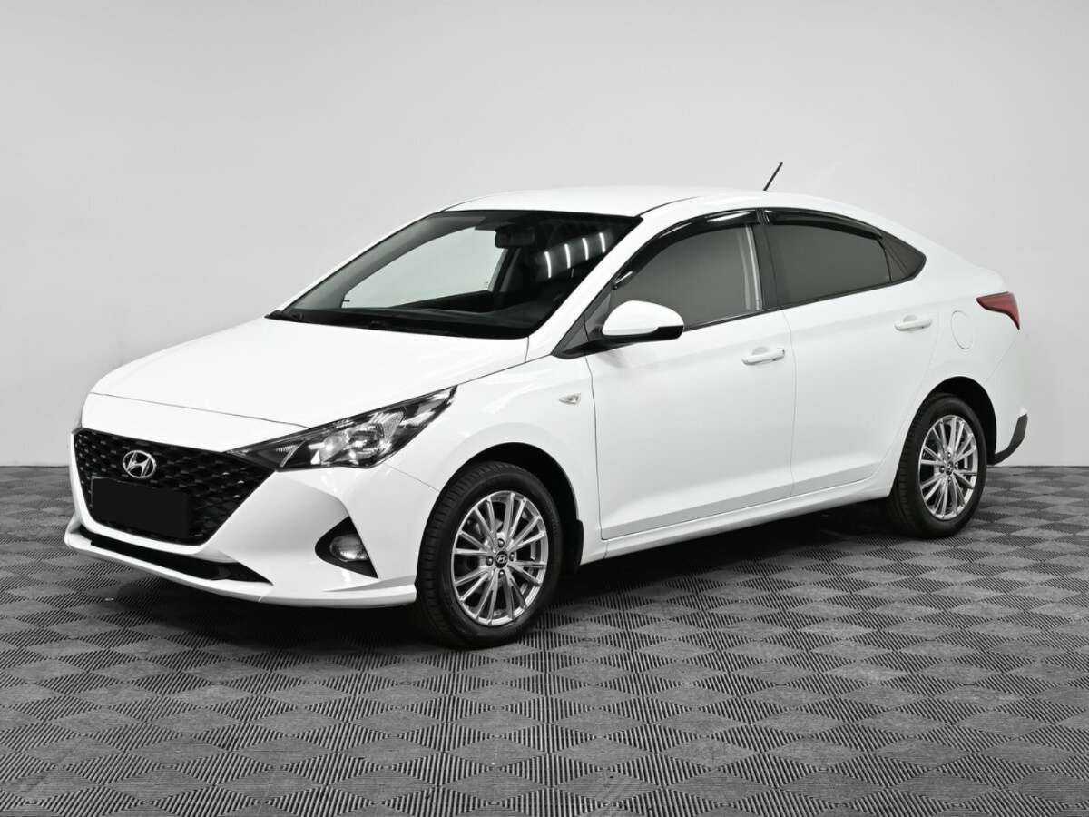 Hyundai Solaris 2020 года с пробегом. Посмотреть фото