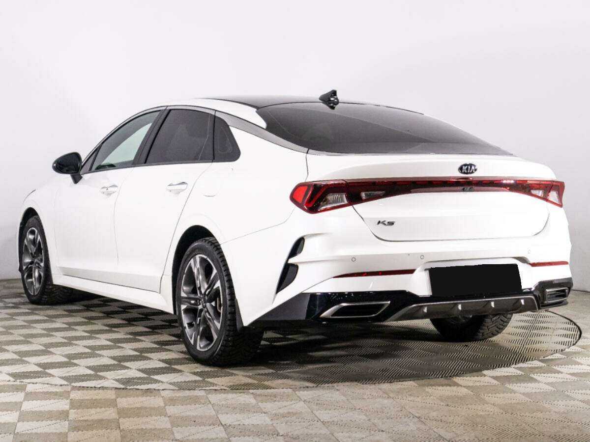 Kia K5 2021 года с пробегом. Фото: #5