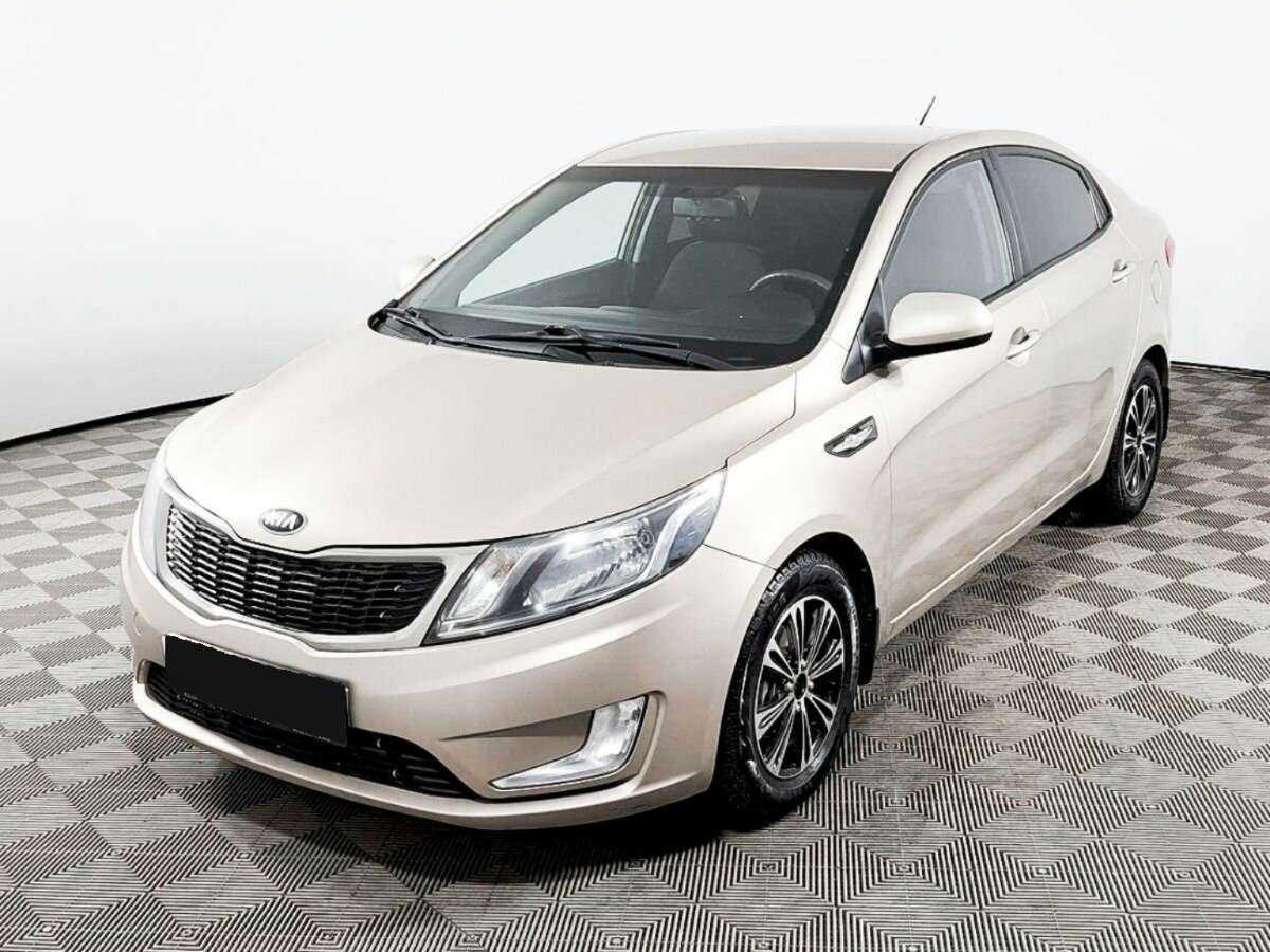 Kia Rio 2013 года с пробегом. Посмотреть фото